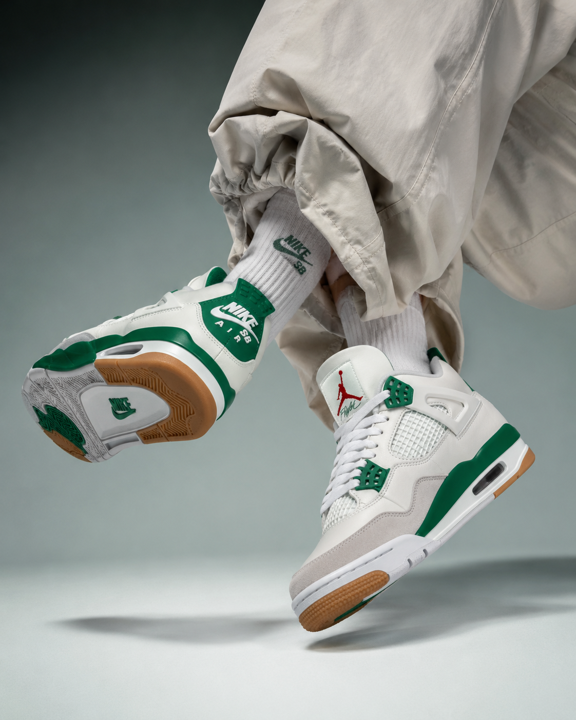 Nike SB x Air Jordan 4