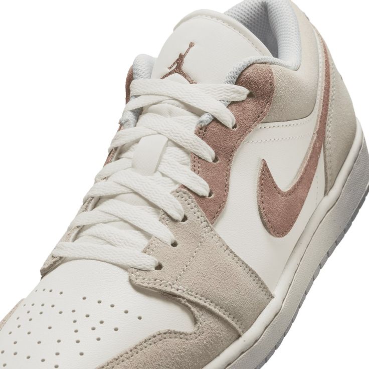 Air Jordan 1 Low SE Legend Light Brown